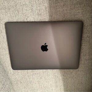 Apple MacBook Pro M2 13-inch Touch Bar 8GB/256GB